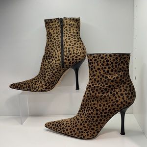 Steven Cheetah Print Ankle Boots, size 9.5.